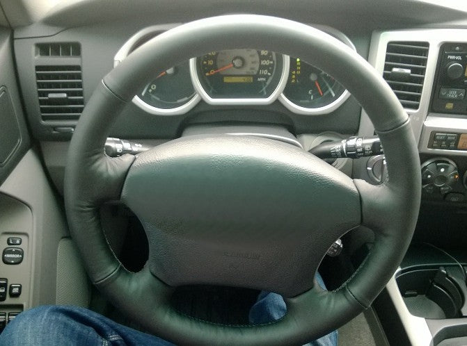 2003-09 Toyota 4runner steering wheel cover