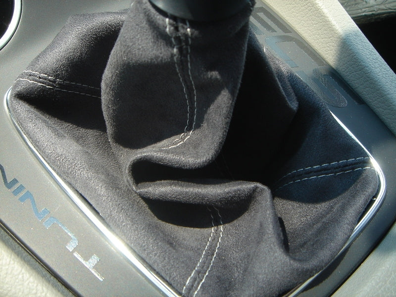 2004-08 Audi RS4 shift boot