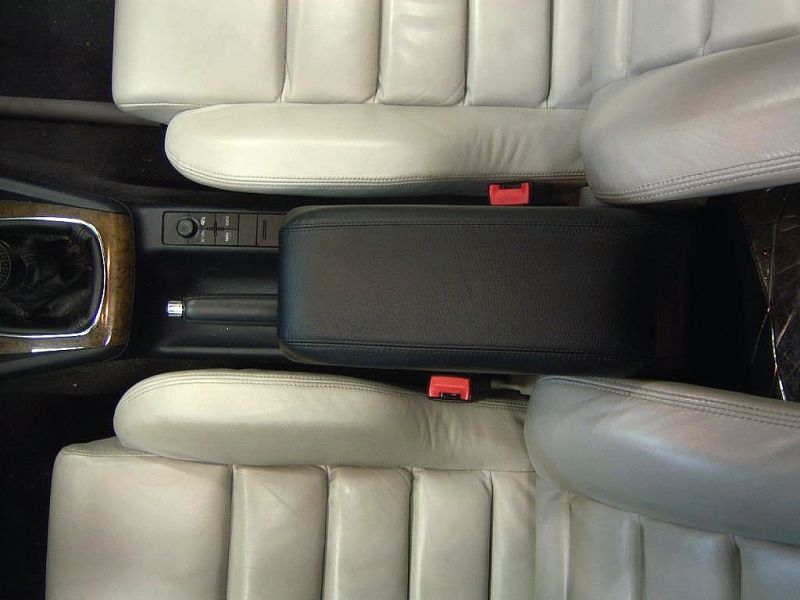1996-03 Audi S3 armrest cover