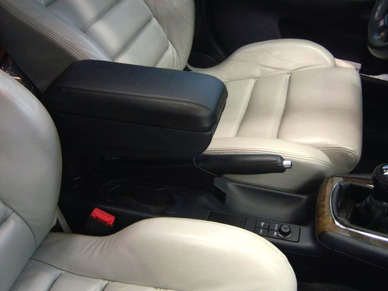 2004-08 Audi S4 armrest cover