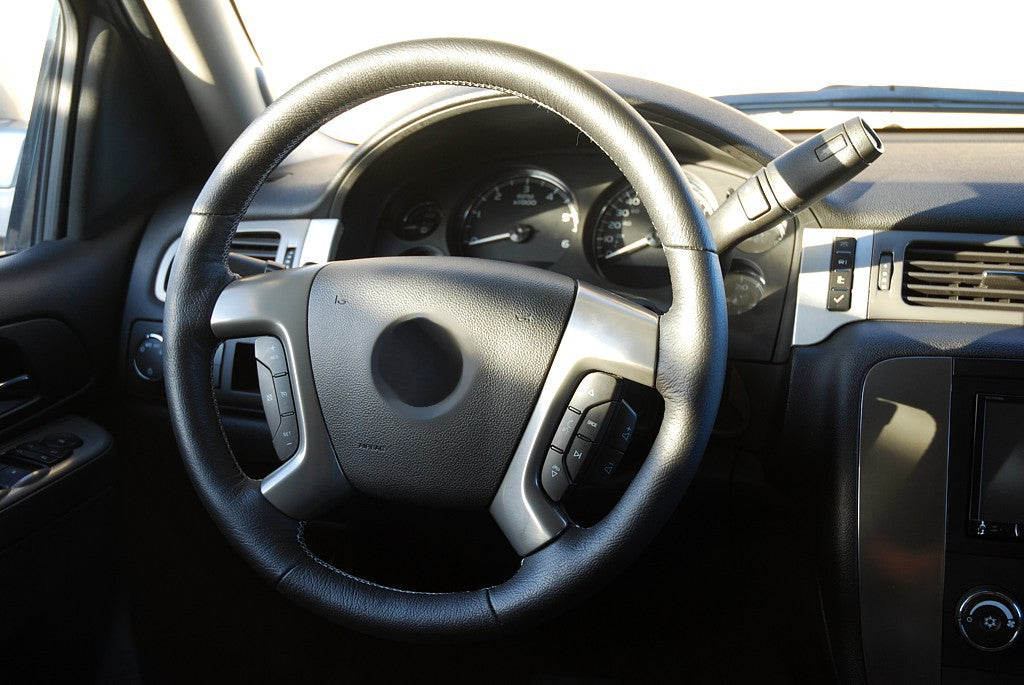 2003-09 Hummer H2 steering wheel cover