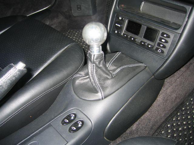 1998-04 Porsche 911 (996) shift boot - separate shift knob