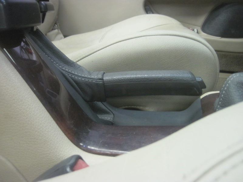 1997-04 Volvo C70 ebrake boot