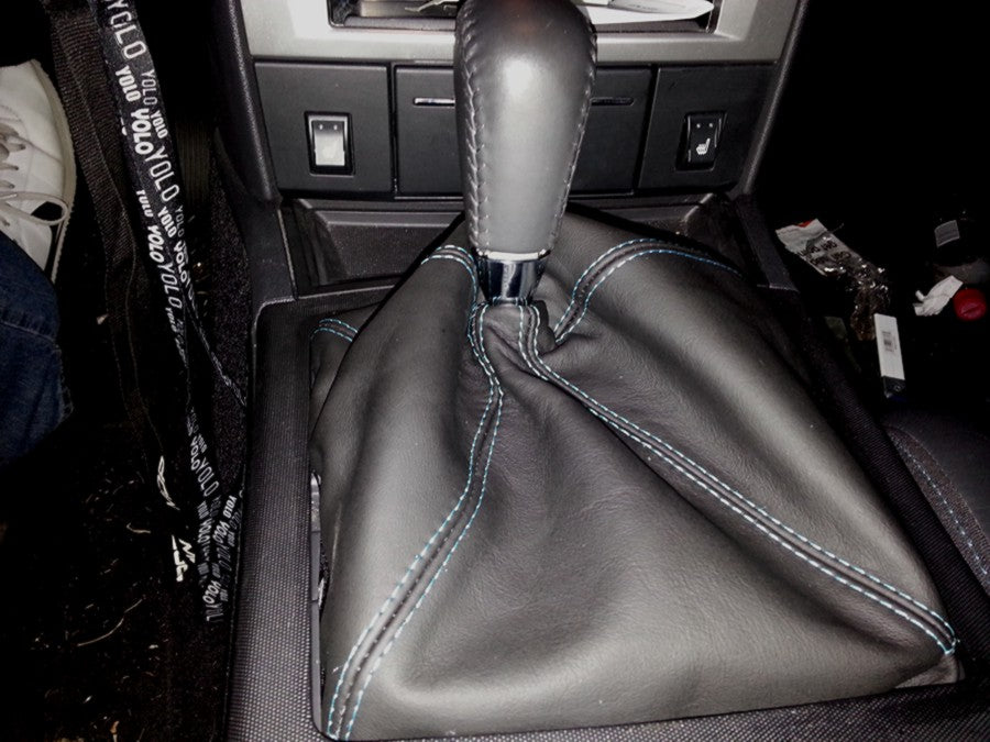 2005-08 Dodge Magnum shift boot - automatic