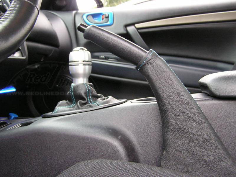 2000-05 Mitsubishi Eclipse shift boot