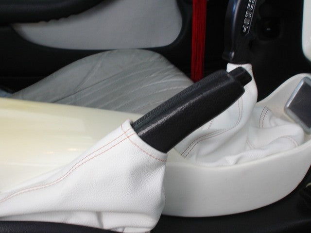 1997-02 Pontiac Firehawk shift boot