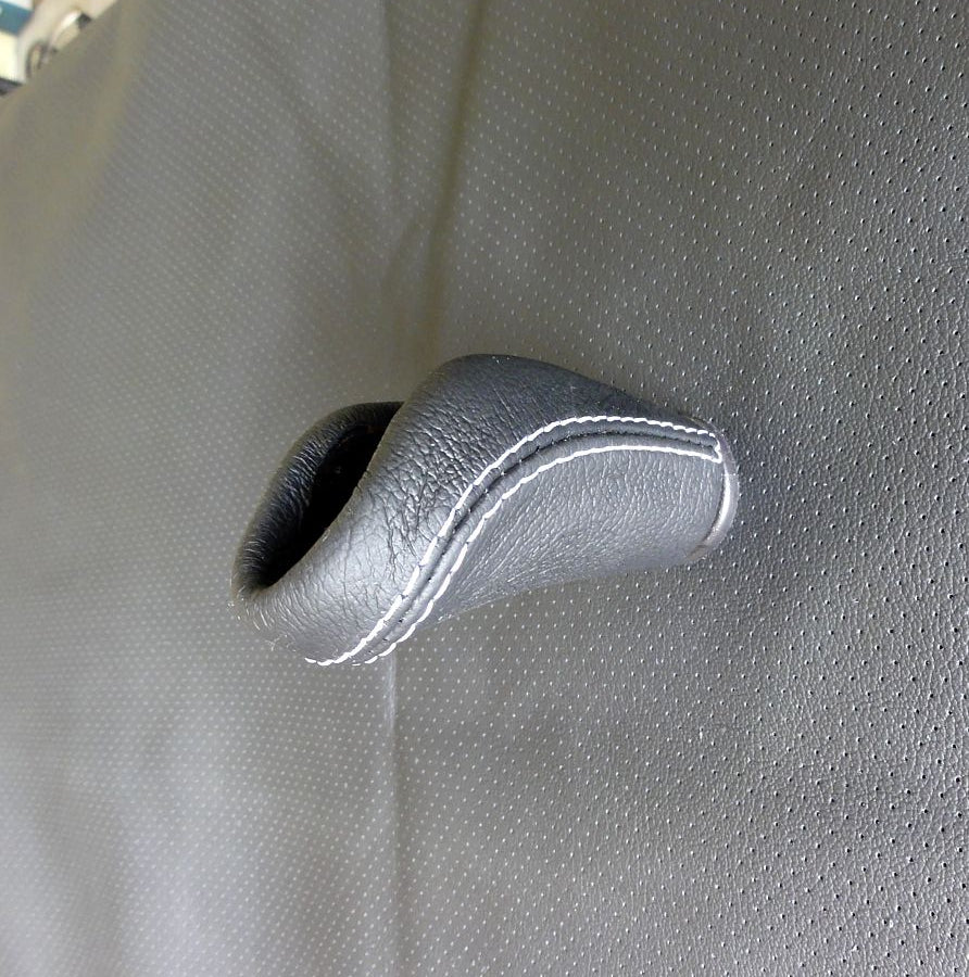 2001-05 Vauxhall Monaro shift knob cover - automatic
