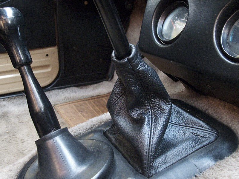 1981-83 Toyota Hilux shift boot - 4WD