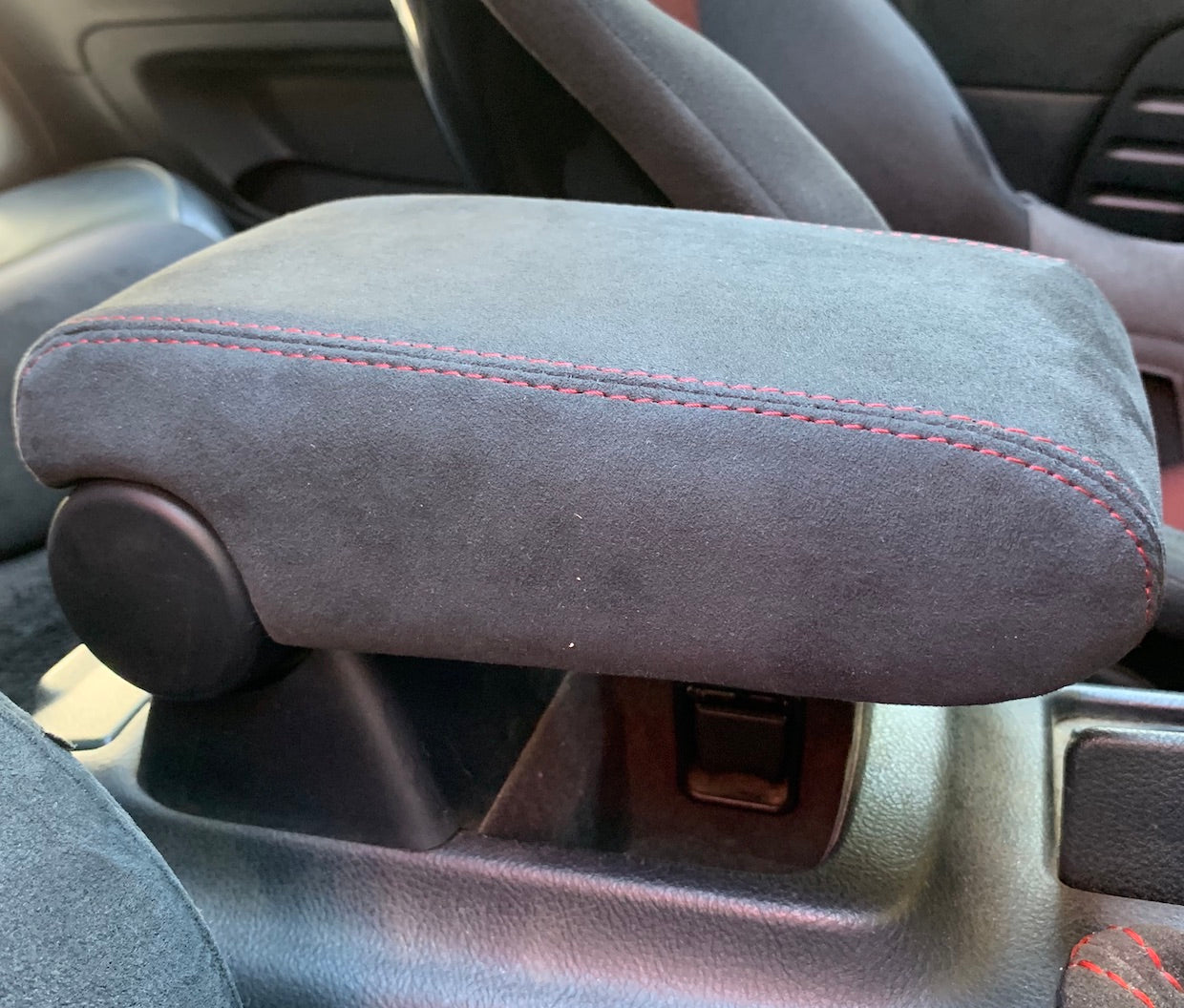2001-05 Lexus IS armrest cover