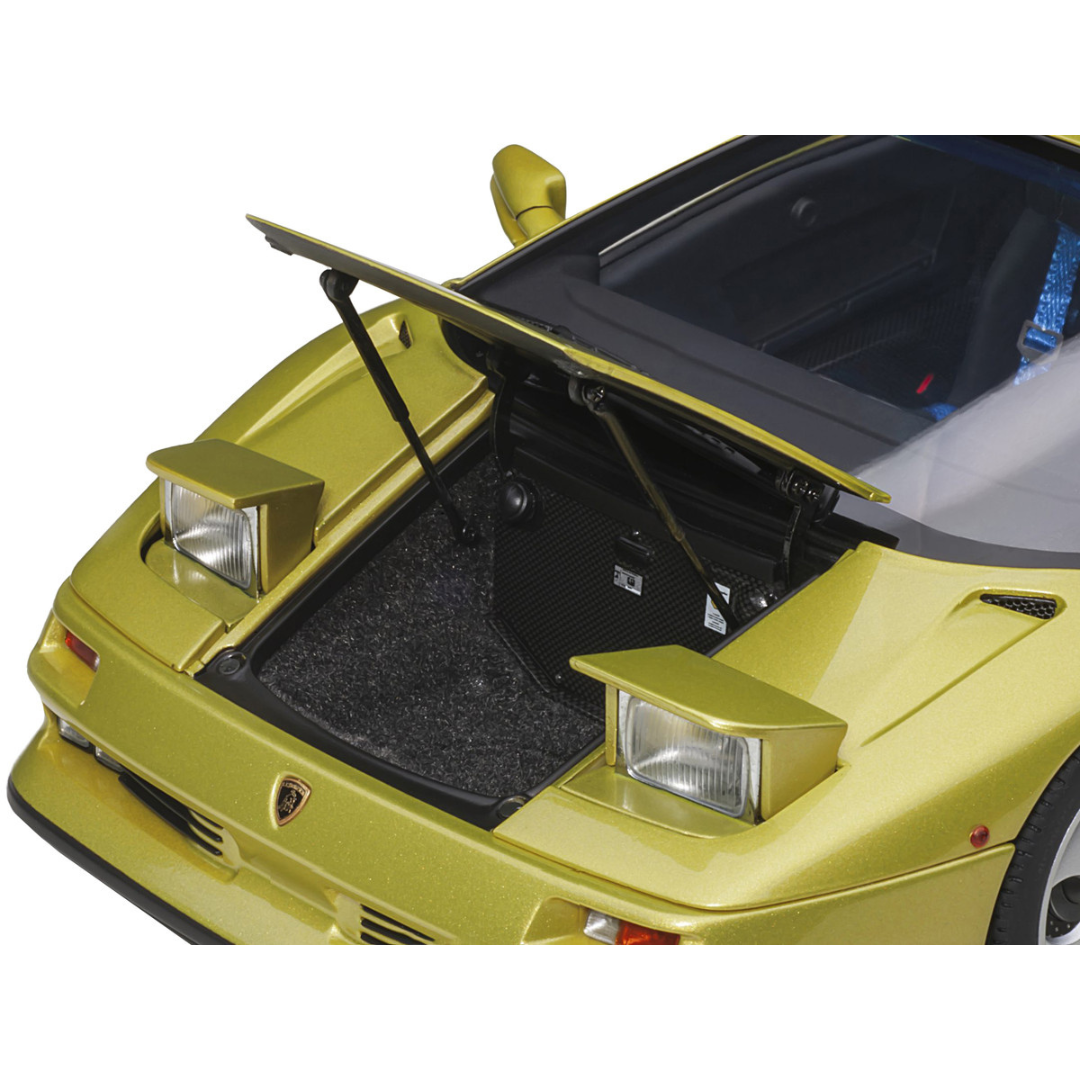 lamborghini-diablo-se30-giallo-spyder-yellow-metallic-1-18-model-car-by-autoart