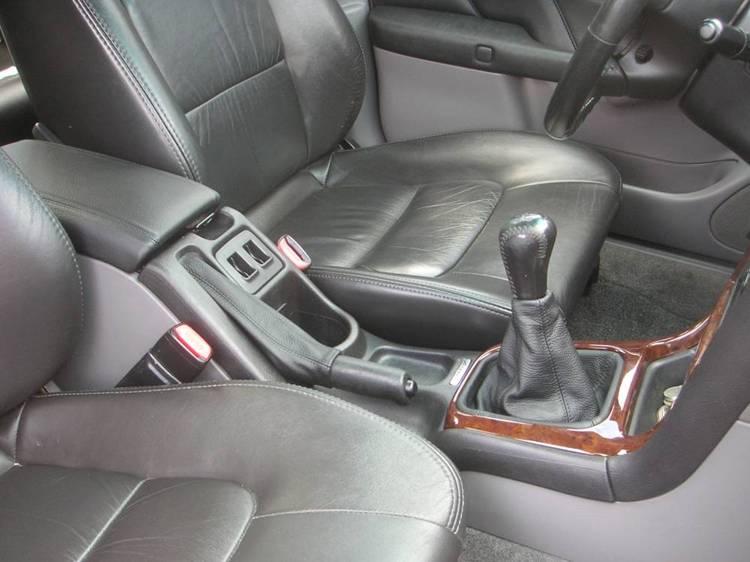 2000-04 Subaru Outback armrest cover