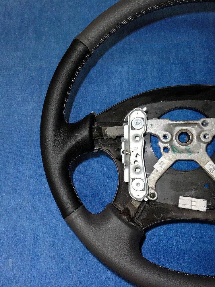 1995-99 Subaru Outback steering wheel cover