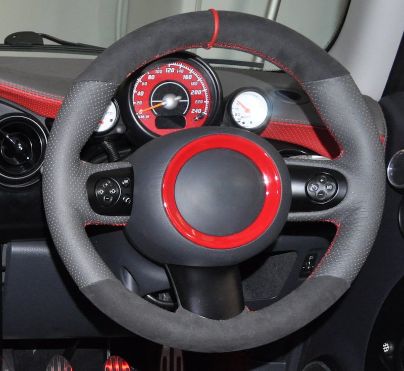 2001-06 MINI Cooper steering wheel cover - 3-spoke
