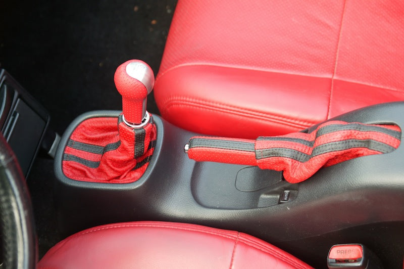 2000-07 Toyota MR2 Spyder shift boot