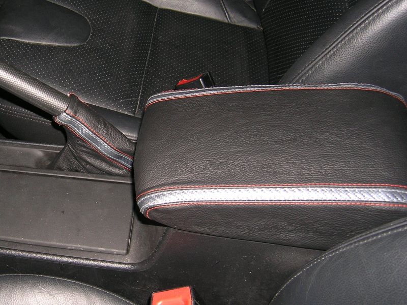 2004-09 Mazda 3 ebrake boot