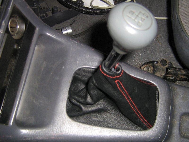 1991-94 Toyota Tercel shift boot