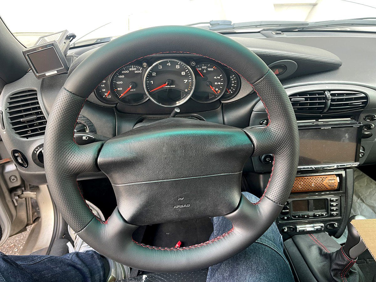 1998-04 Porsche 911 (996) steering wheel cover - 4-spoke