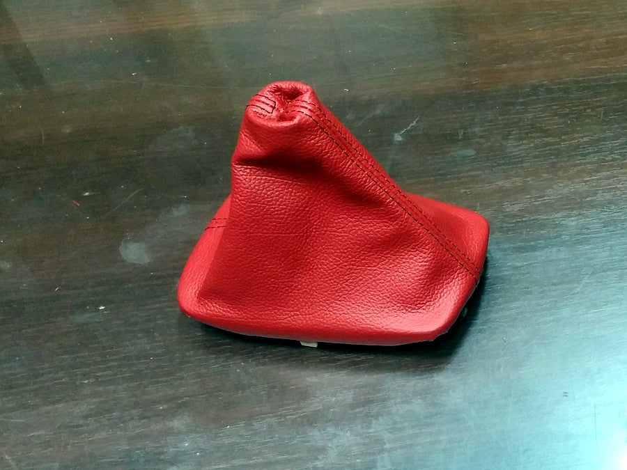 1999-02 Nissan Silvia S15 shift boot - 5-spd