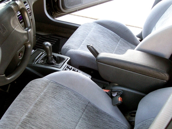 1991-94 Saturn S armrest cover