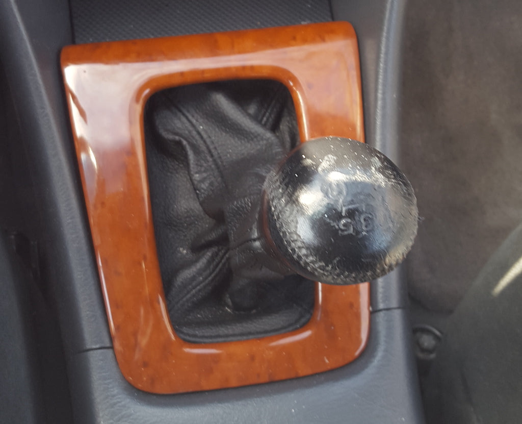 1998-03 Toyota Solara shift boot