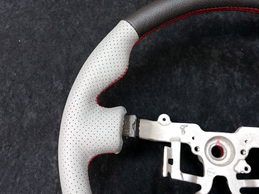 1999-06 Toyota Tundra steering wheel cover