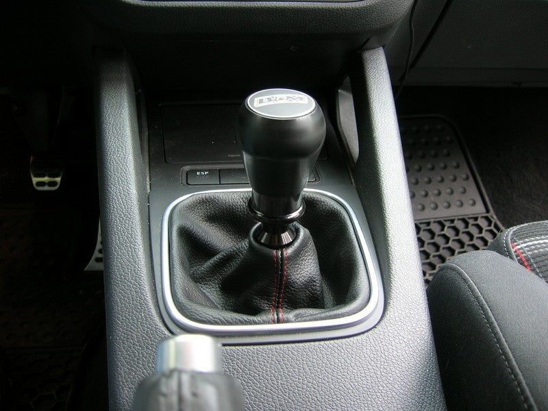2005-11 Volkswagen Jetta MK V shift boot - automatic