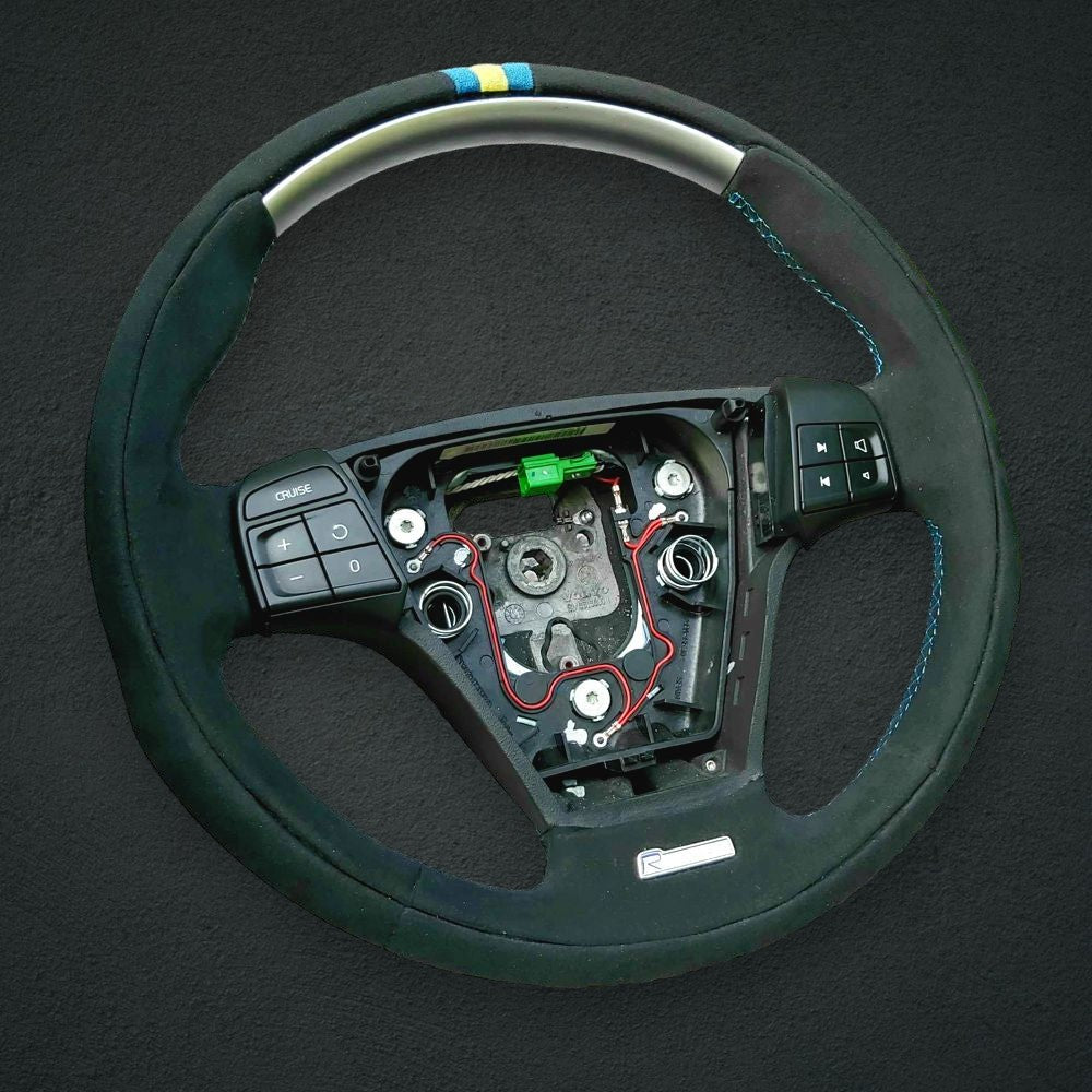 2004-12 Volvo S40 steering wheel cover - R-design