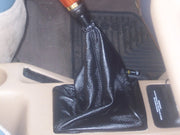 1986-92 Jeep Comanche shift boot