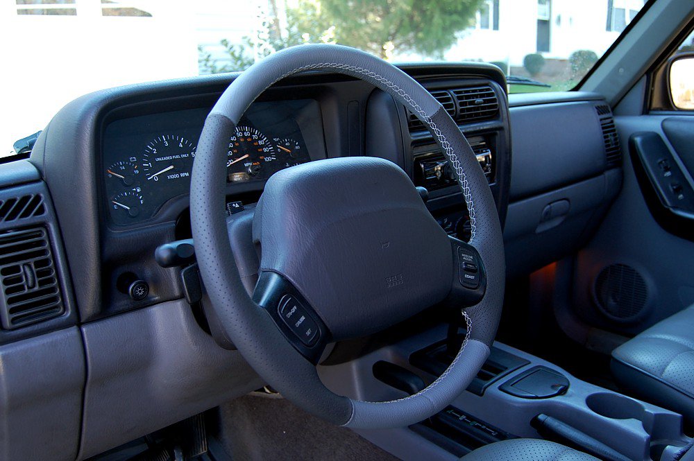 1997-01 Jeep Cherokee steering wheel cover - 2-spoke