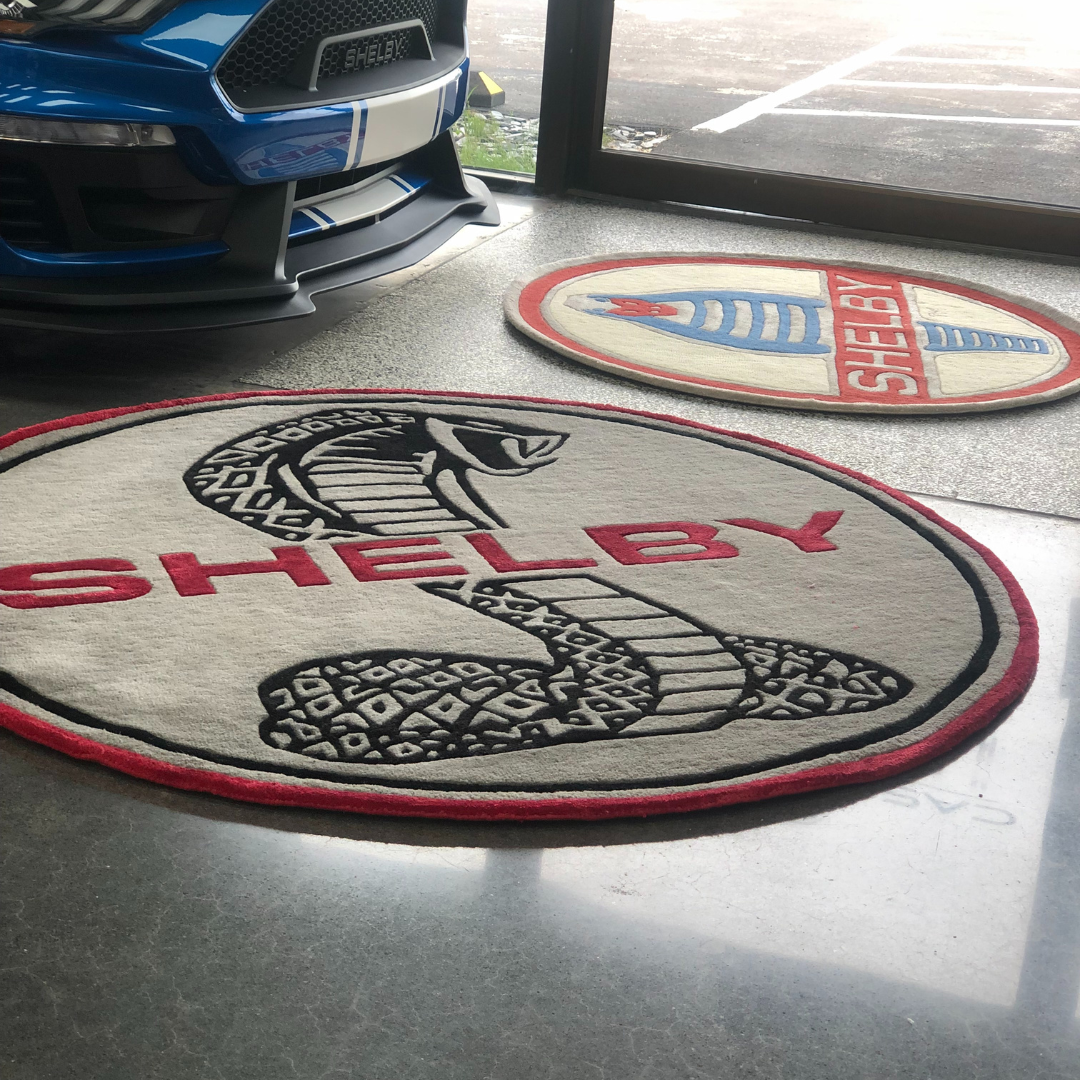 5' Shelby Super Snake Rug